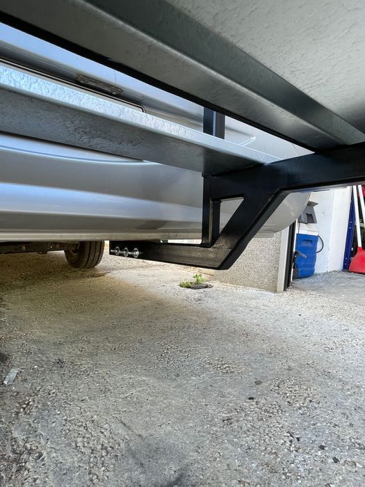 Стойка за мотори или велосипеди за кемпери и каравани