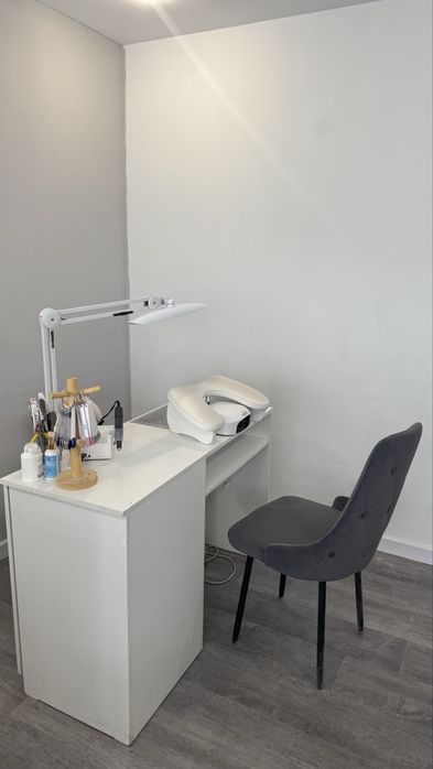 Сдам маникюрный кабинет 2/2 график