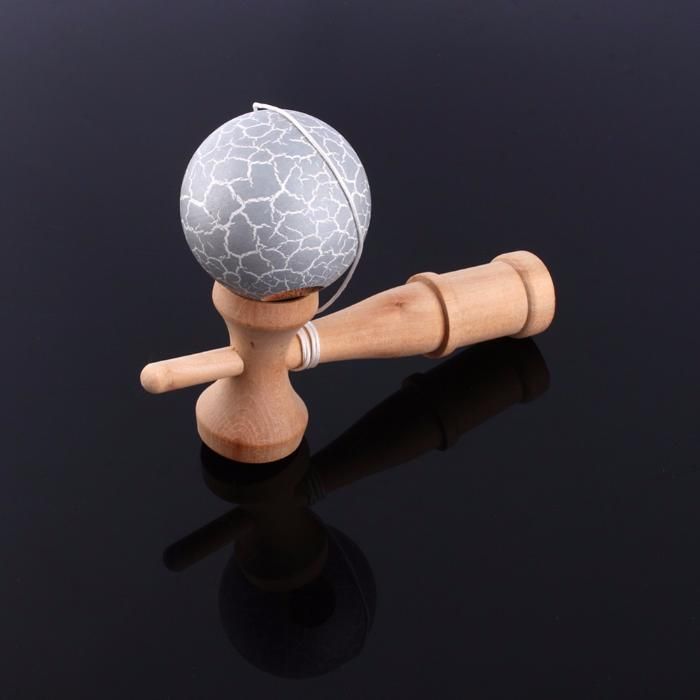 Kendama - NOU - model deosebit