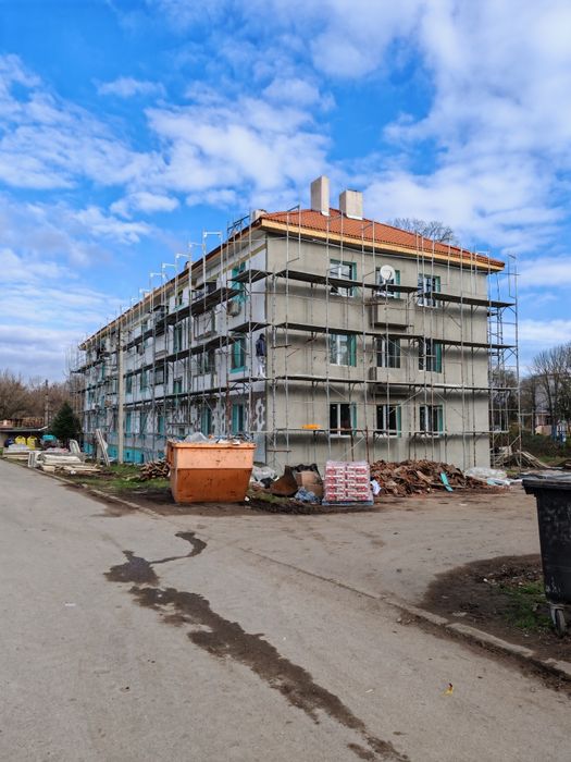 Двустаен в гр. Долни Чифлик (до к. к. Шкорпиловци)