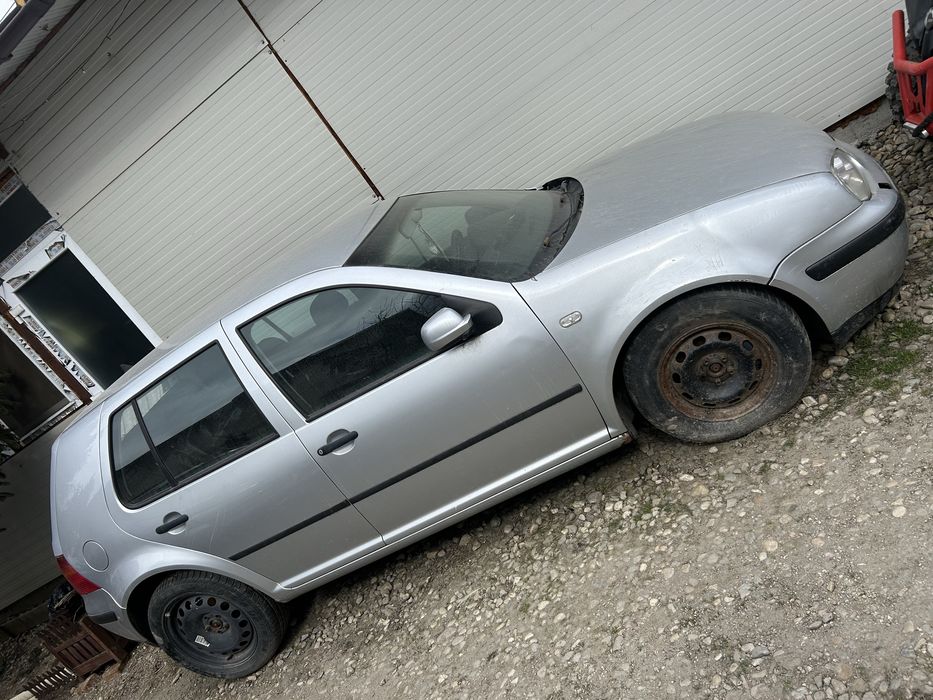 Golf 4 1.6 benzina