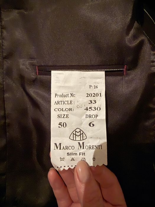 Продаётся костюм