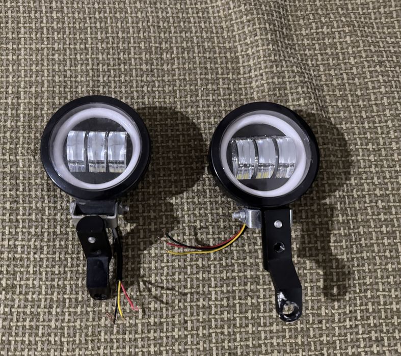 Продам комплект светодиодных фар