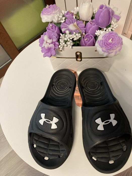 UNDER ARMOUR джапанки - номер 35/36