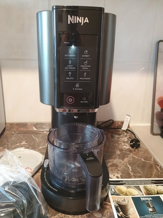 Aparat de înghețată CREAMi NC300, 800W, 7 programe Ninja