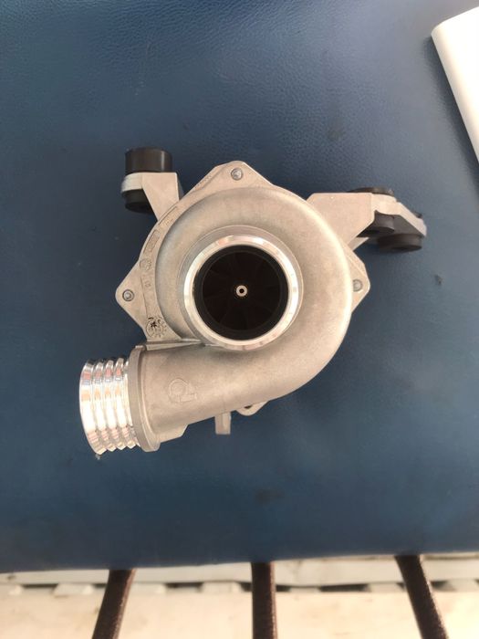 Помпа Pierburg для Bmw N43