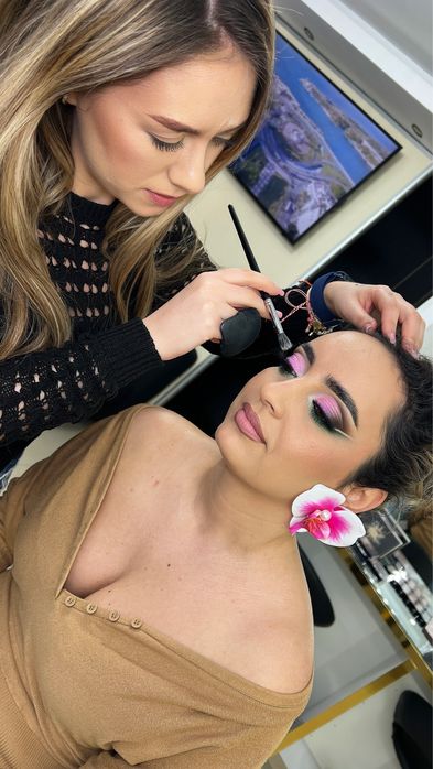 Servicii de make-up/machiaj.