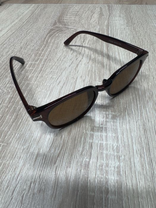 Очки солнцезащитные Tom Ford