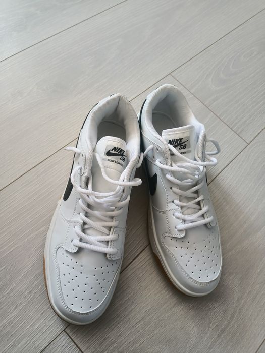 Продам кроссовки NIKE, новые, размер 43