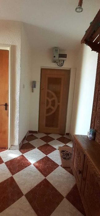 Apartament de inchiriat, 3 camere Targoviste