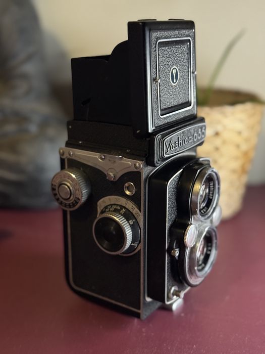Фотоапарат Yashica 635 среден формат