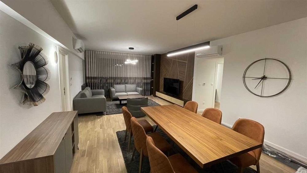 Дава се под наем Двустаен апартамент в Бургас, Център - 57 кв.м за 280.5 € - Снимка #1