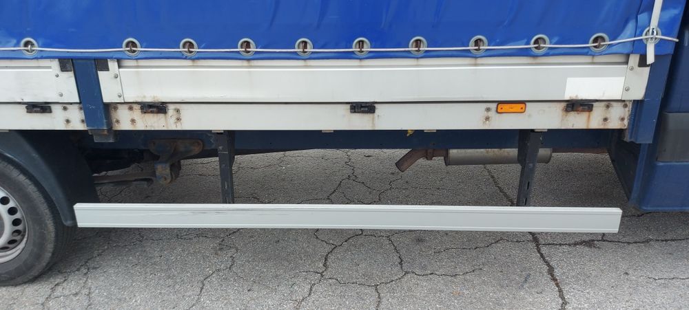 Каросерия с нов бризент размери 4х2х2.20