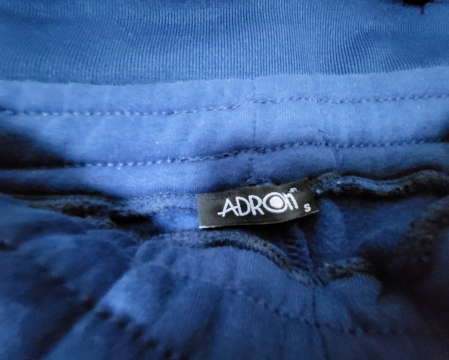 Костюм спортивный