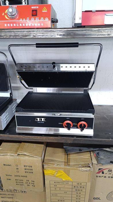 Тостер прижимной 811ЕD