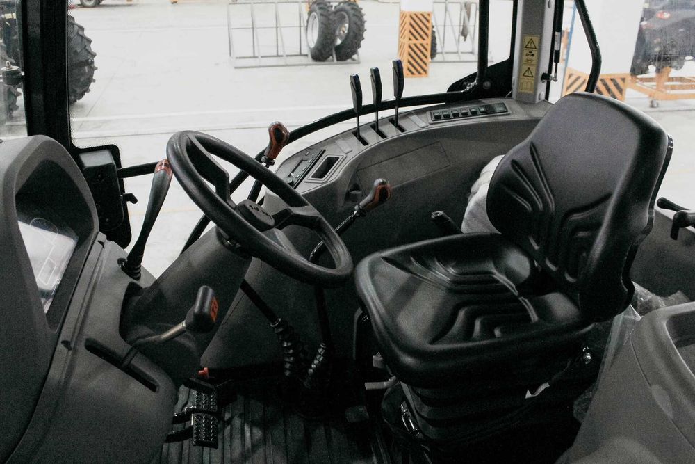 Трактор Lovol 1304