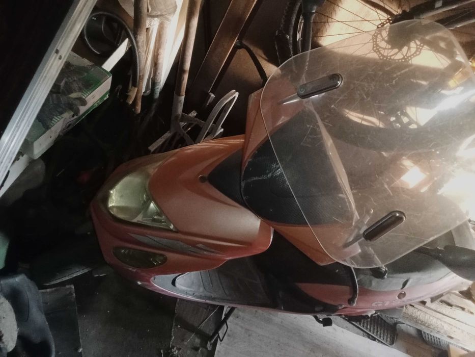 Продам скутер 49 куб