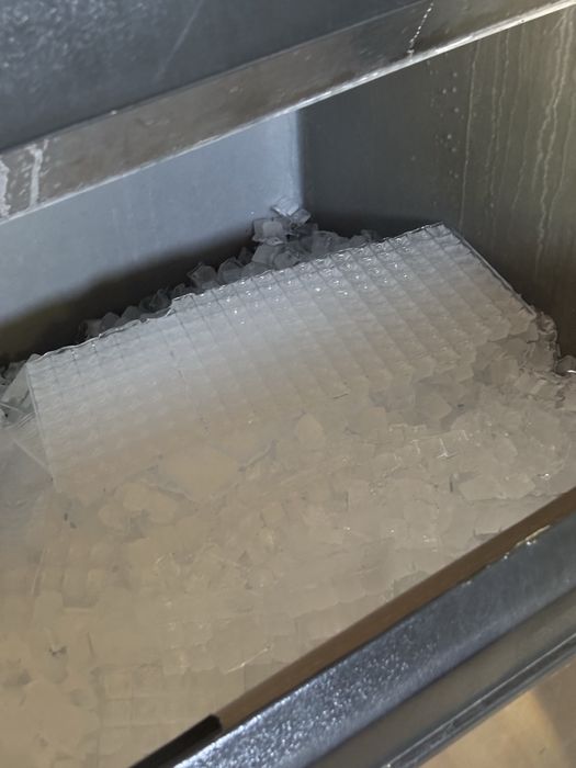 Ледогениратор,,,