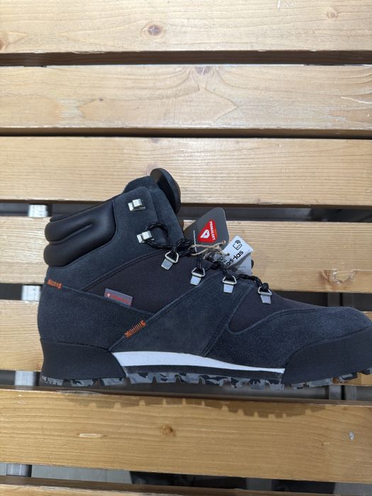 Продам Adidas Terrex Snowpitch C.RDY