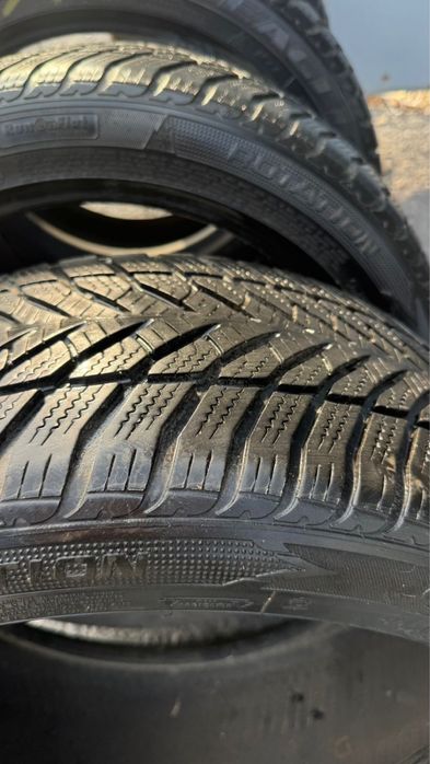 Продается шины 225/45/17