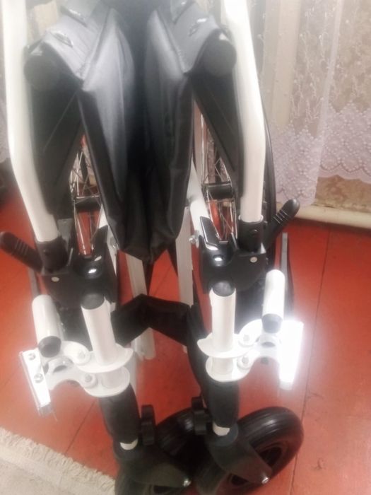 Инвалидная  коляска