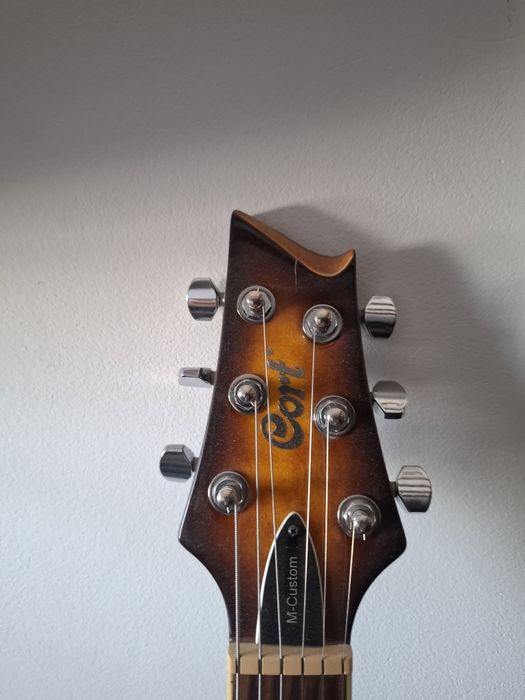 Электрогитара Cort M Custom