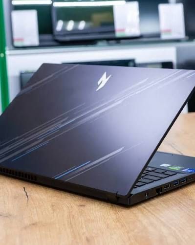 Ноутбук игровой Aser V15