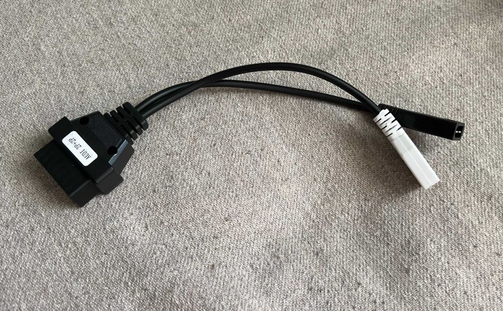 Cablu adaptor diagnosticare Audi 2P+2P la OBD2 – compatibil VAG vechi