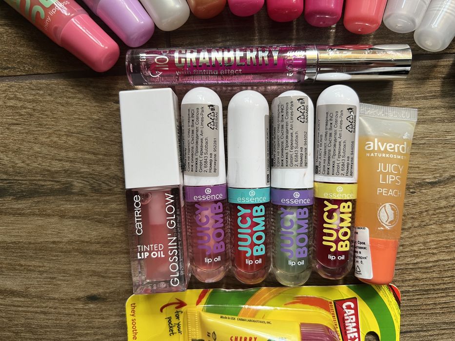 Нови гланцове essence, catrice, alverde, carmex, колекция балсам