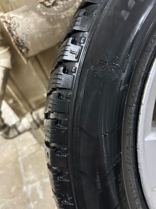 Продам диски камри 40-45 вместе шипами