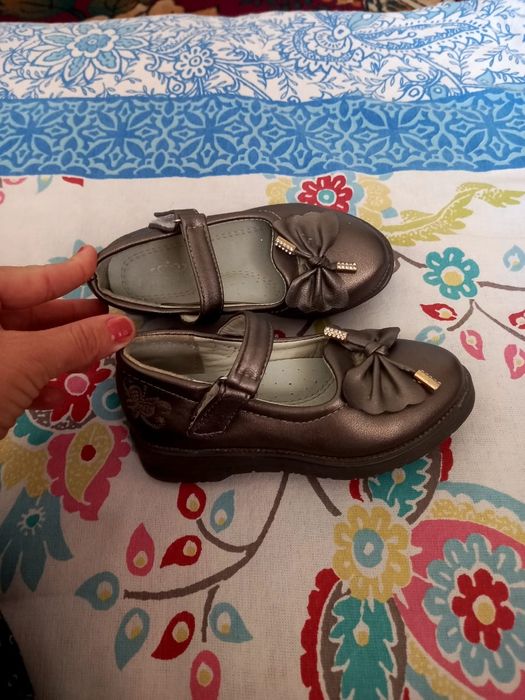 Детскые туфли27 размер