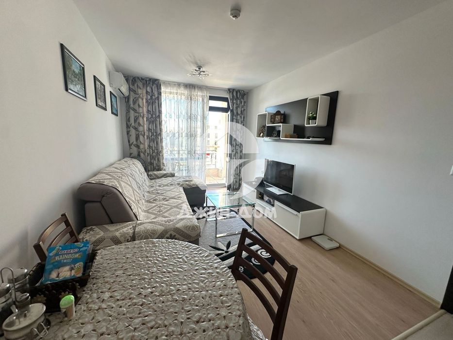 Продава се Двустаен апартамент в Свети Влас - 54 кв.м за 1630 €/кв.м - Снимка #1