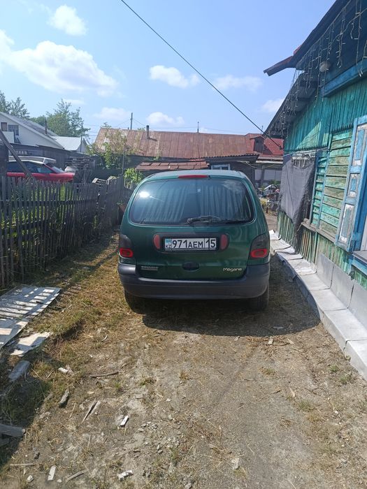 Продам Рено Меган сценик