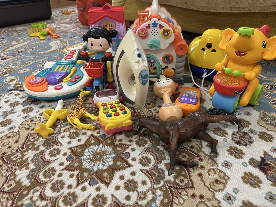 Продам детские развивающие игрушки