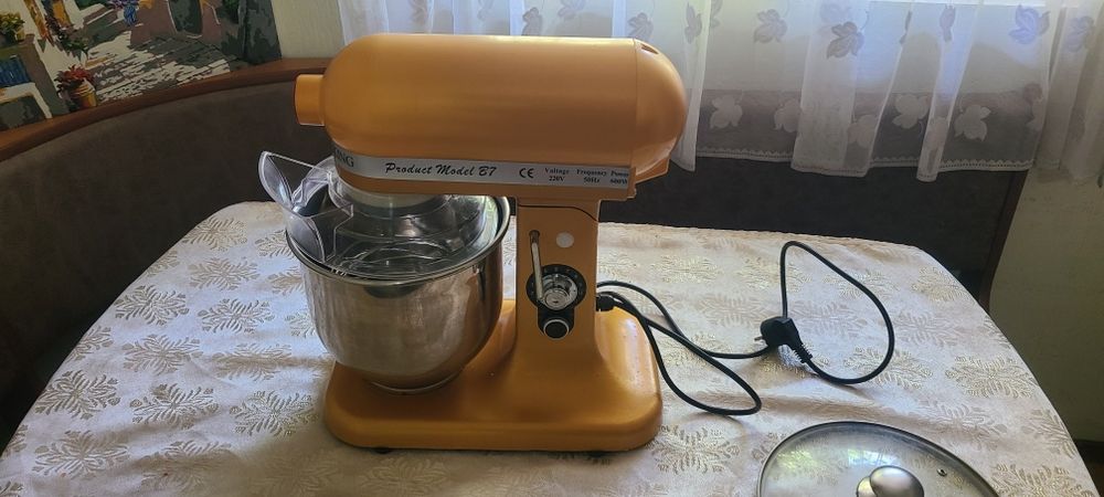 Миксер профессионалный