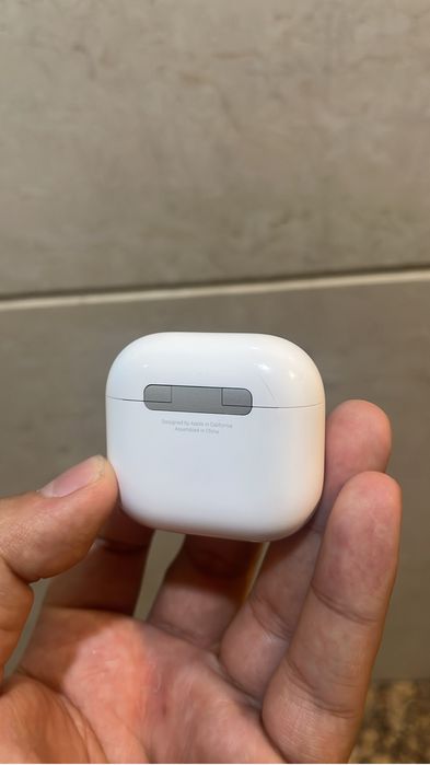 Airpods 4 (ANC) Active Noise Cancelation