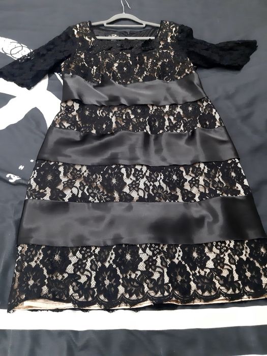 Вечернее платье отличного качества