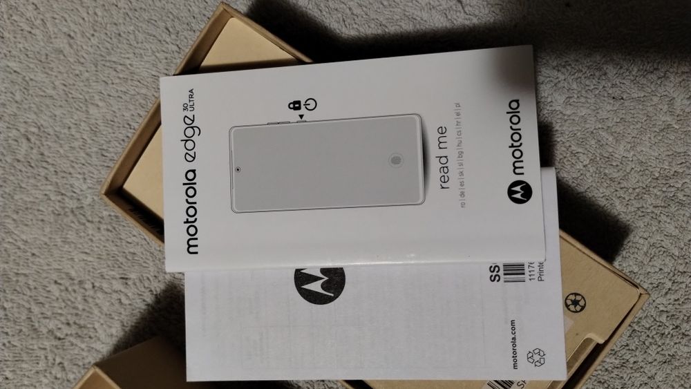 Продавам Motorola edge 30 ultra