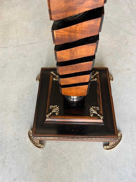 Piedestal Baroc,recent reconditionat!