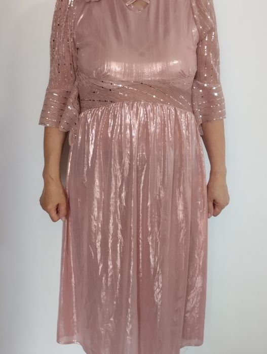 Платье нарядное разные