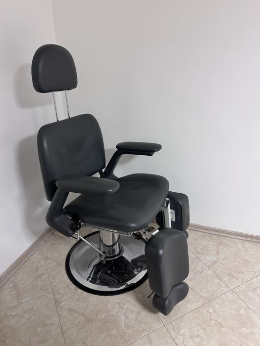 Стол / кушетка за педикюр