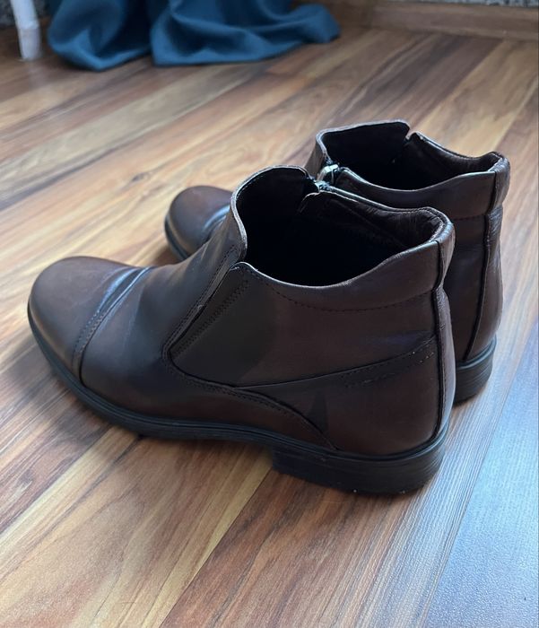 Продам ботинки демисезонные