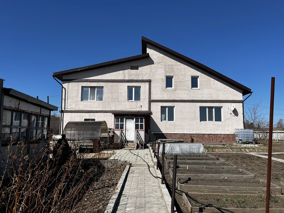 Дом трехУровневый