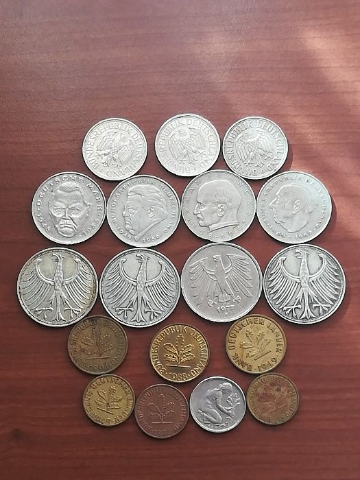 Сребърни и обикновени монети от Германия, Русия, Малайзия...