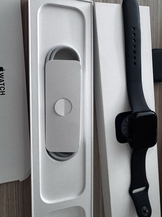 APPLE WATCH series 8 45mm