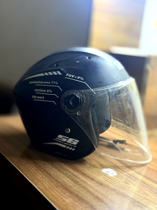 Shlem kaska moped va skuterlar uchun