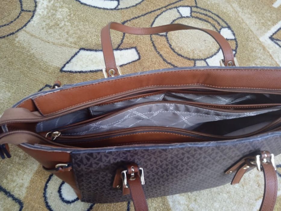 Продается  сумка