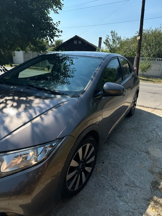 Honda civic 5 DR