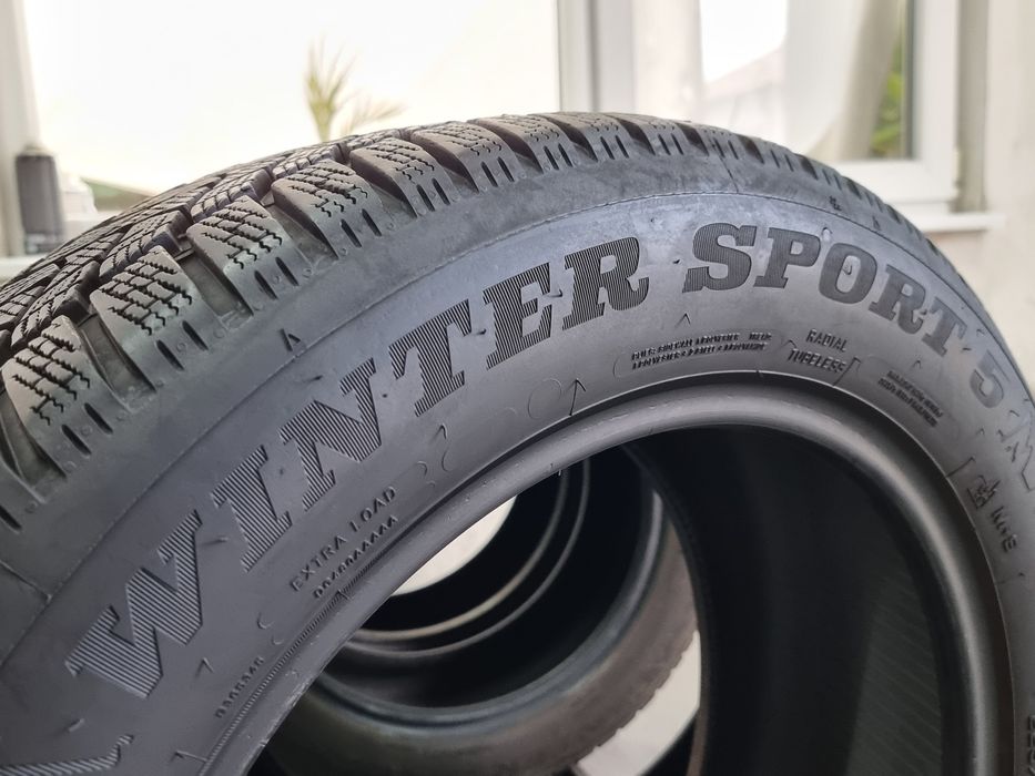 225/55/17 Dunlop 4Броя: 380лв 8.5мм