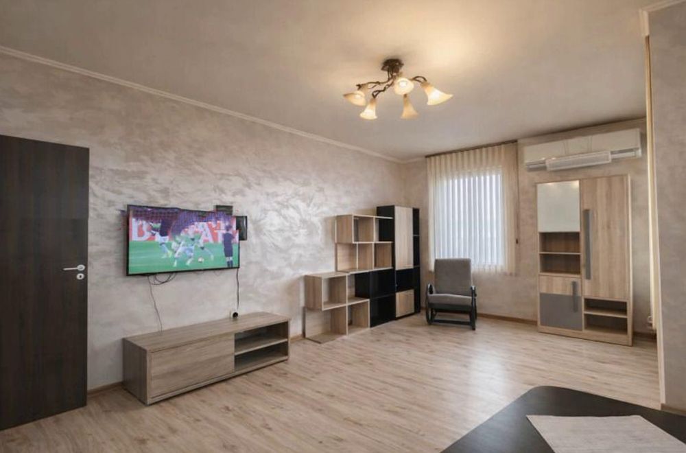 Тристаен, под наем, кв. Модерно предградие